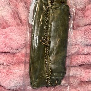 Elegant Green Leather Clutch with Chain Strap